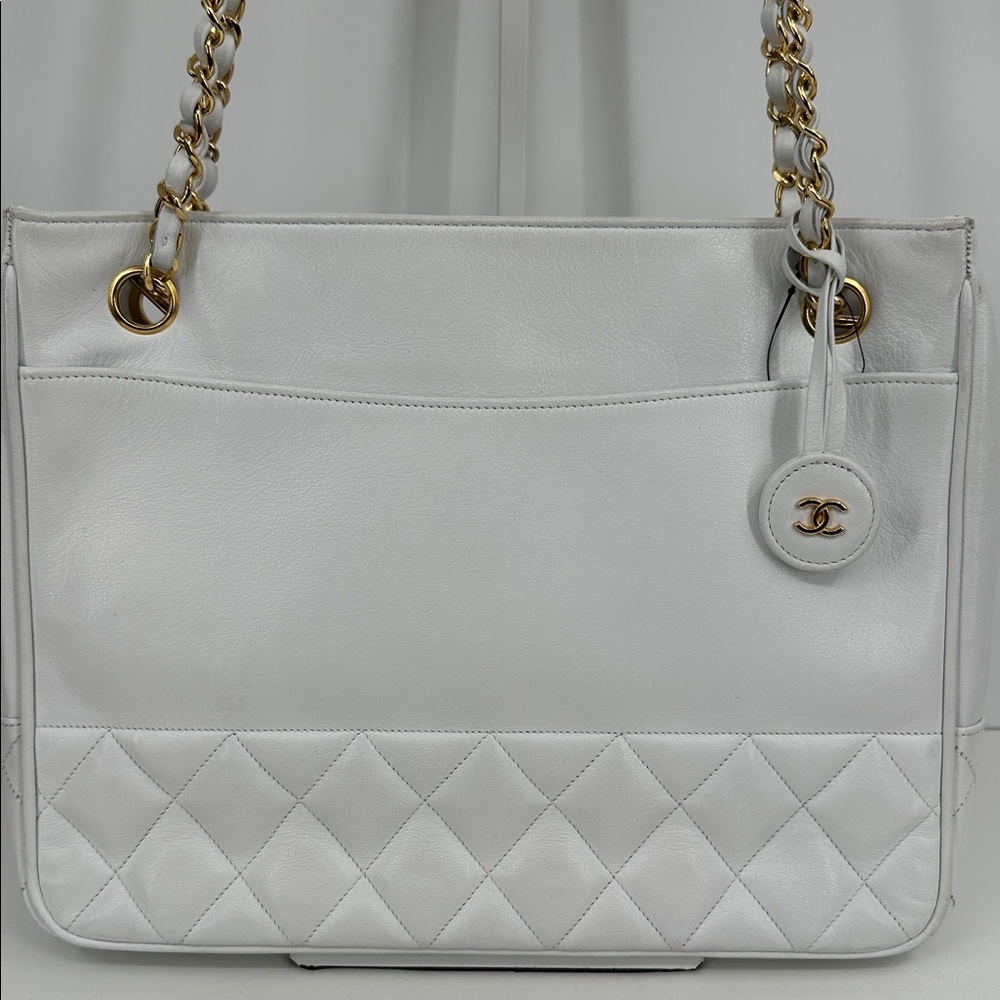 Authenticated CHANEL Quilted Shoulder Bag- White - Picture 3 of 16